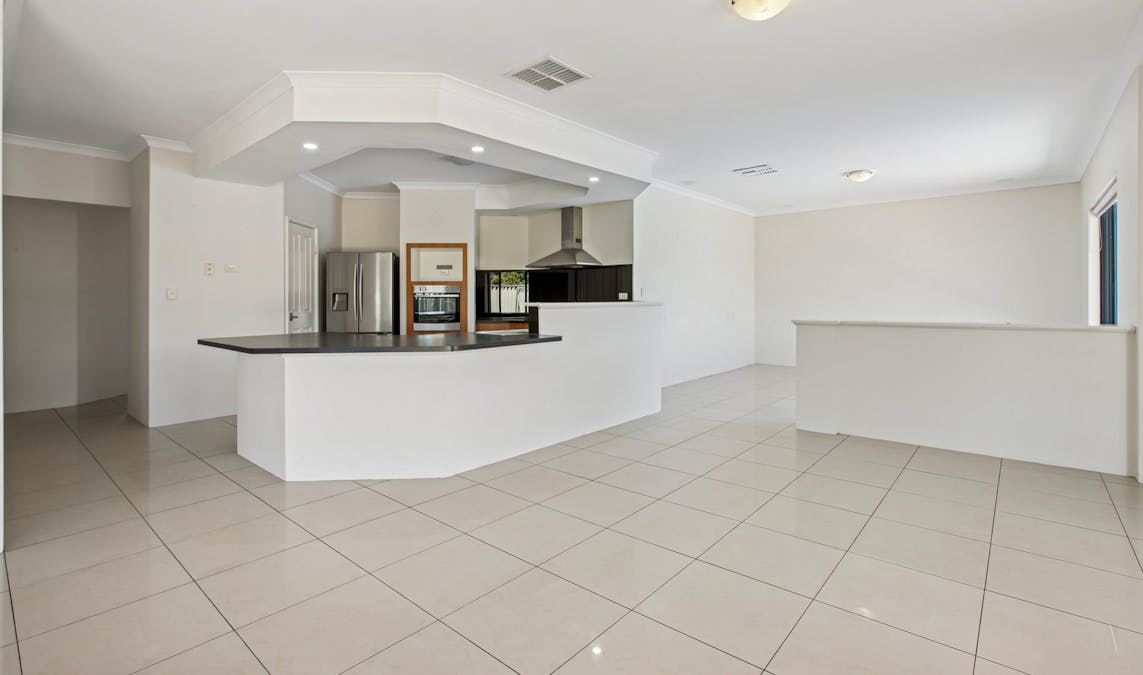 17 Brussels Circuit, Port Kennedy, WA, 6172 - Image 4