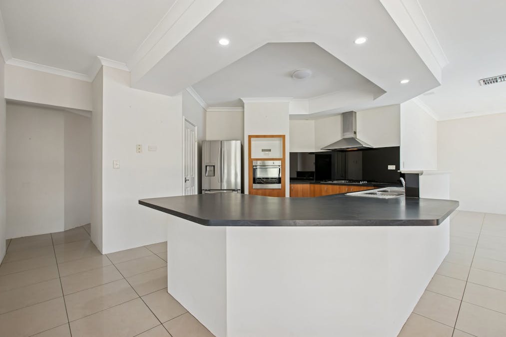 17 Brussels Circuit, Port Kennedy, WA, 6172 - Image 3