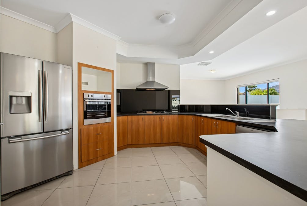 17 Brussels Circuit, Port Kennedy, WA, 6172 - Image 6