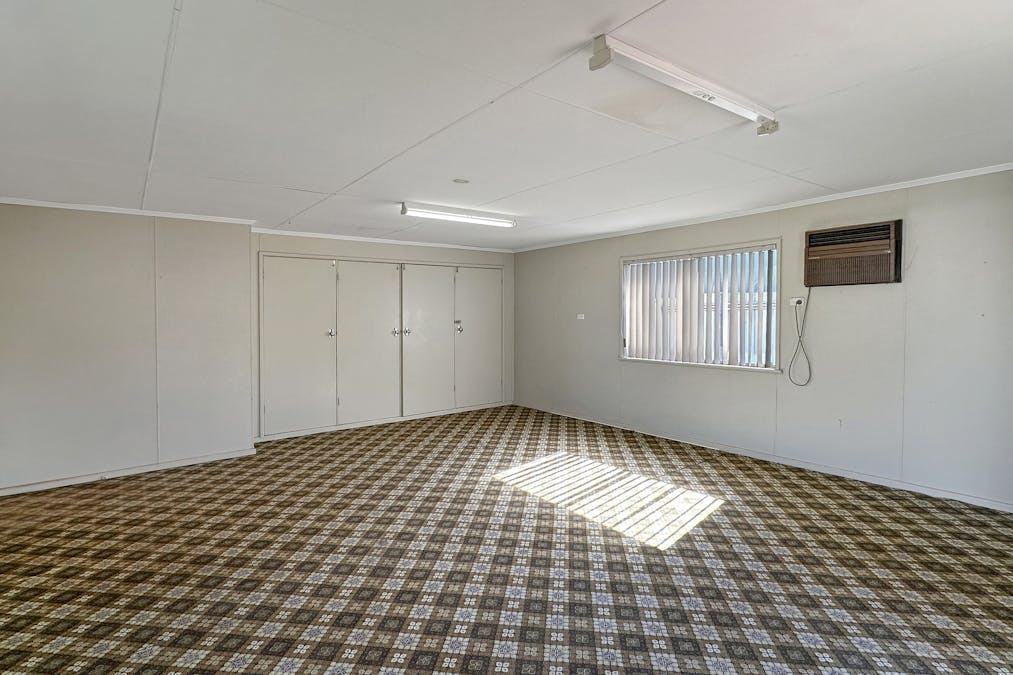 4 Maidens Avenue, Cobar, NSW, 2835 - Image 19