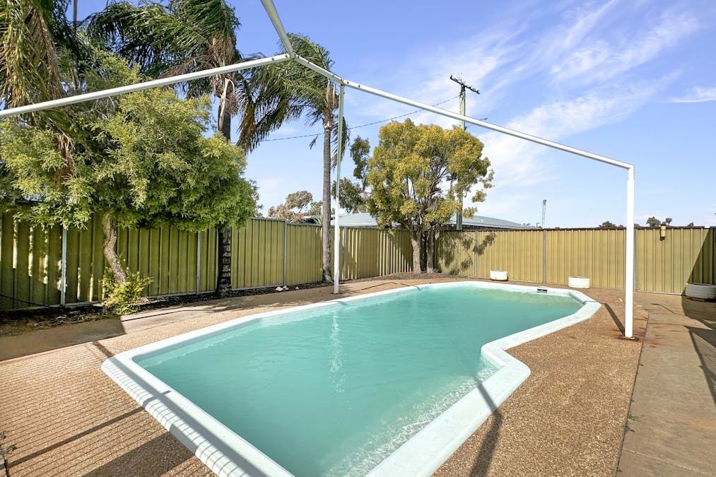 4 Maidens Avenue, Cobar, NSW, 2835 - Image 16