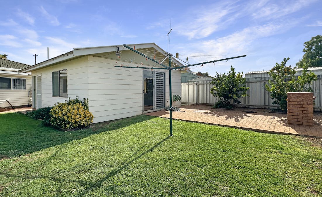 4 Maidens Avenue, Cobar, NSW, 2835 - Image 17