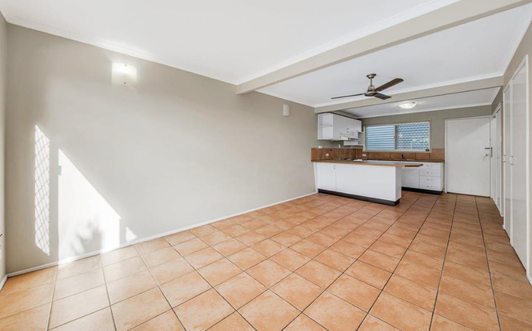 3/4 Wilmott Street, Gladstone Central, QLD, 4680 - Image 3