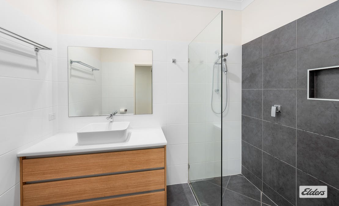 17 Walsh Street, South Gladstone, QLD, 4680 - Image 12