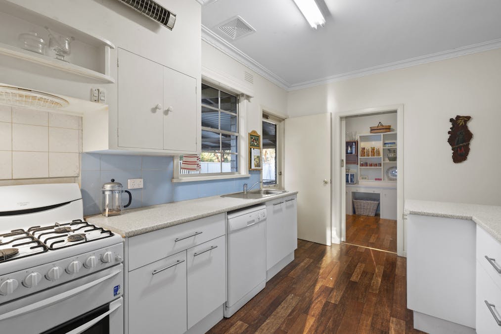 14 Turnbull Street, Euroa, VIC, 3666 - Image 8