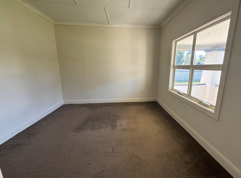 16 McCoy Street, Naracoorte, SA, 5271 - Image 6