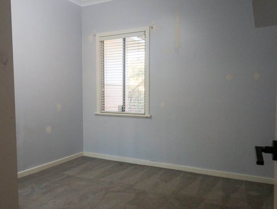 34 Throssell Road, Merredin, WA, 6415 - Image 12