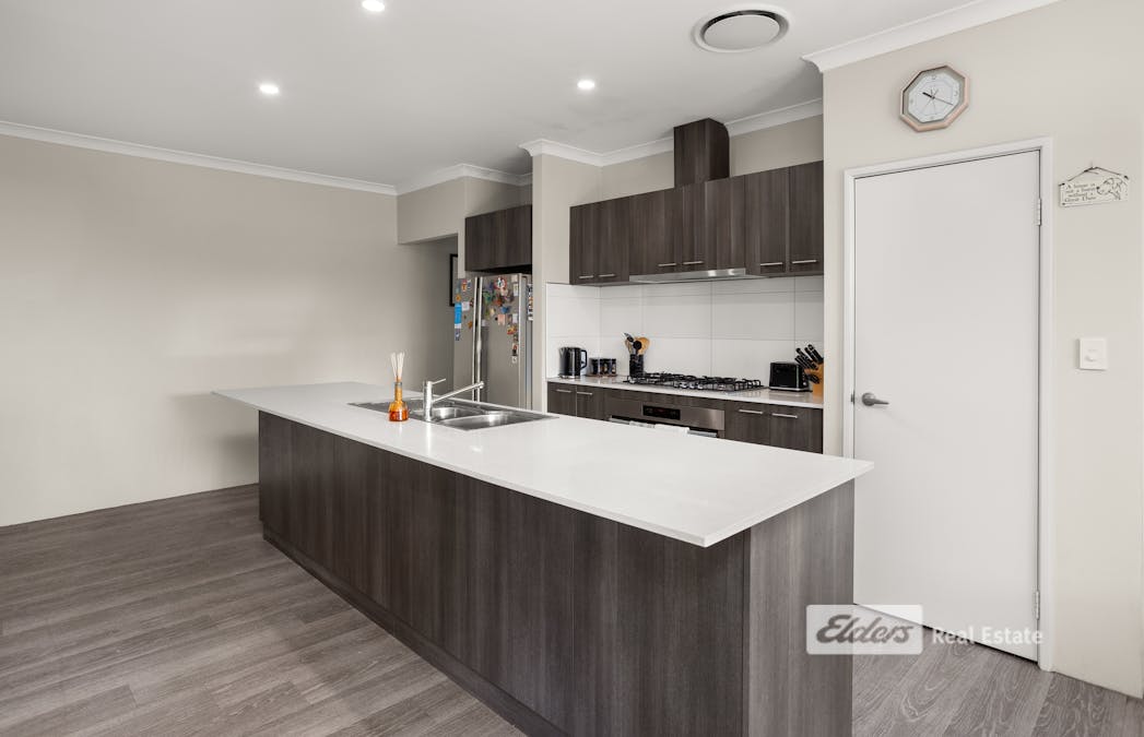 36 Barwon Way, Australind, WA, 6233 - Image 4