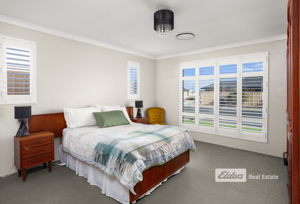 36 Barwon Way, Australind, WA, 6233 - Image 11