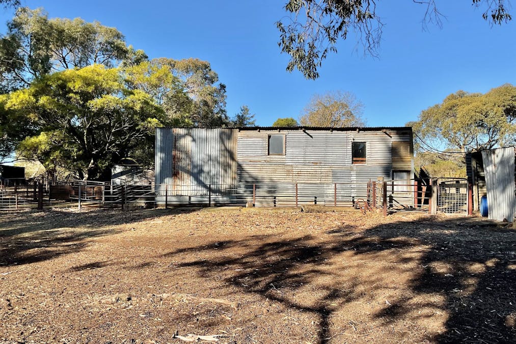 110 Woorndoo-Chatsworth Road, Woorndoo, VIC, 3272 - Image 12