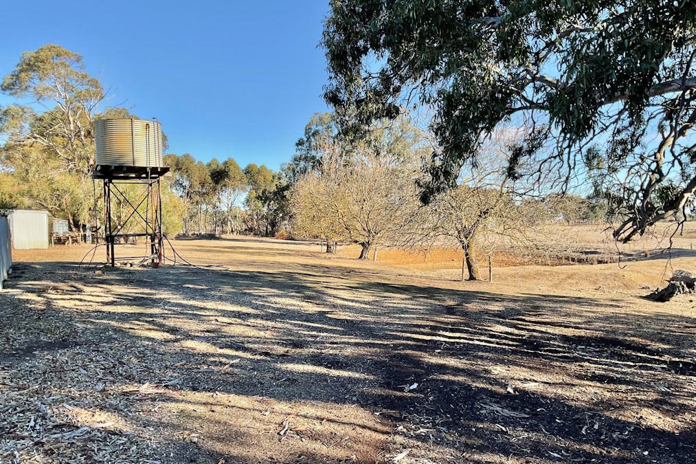 110 Woorndoo-Chatsworth Road, Woorndoo, VIC, 3272 - Image 13