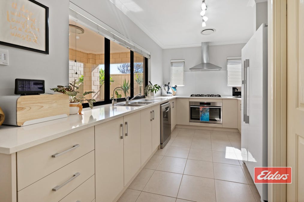 16A Holland Street, Geraldton, WA, 6530 - Image 5