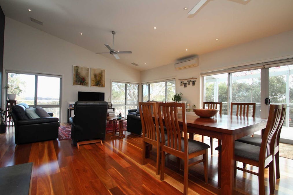 121 Norman Drive, Clare, SA, 5453 - Image 2