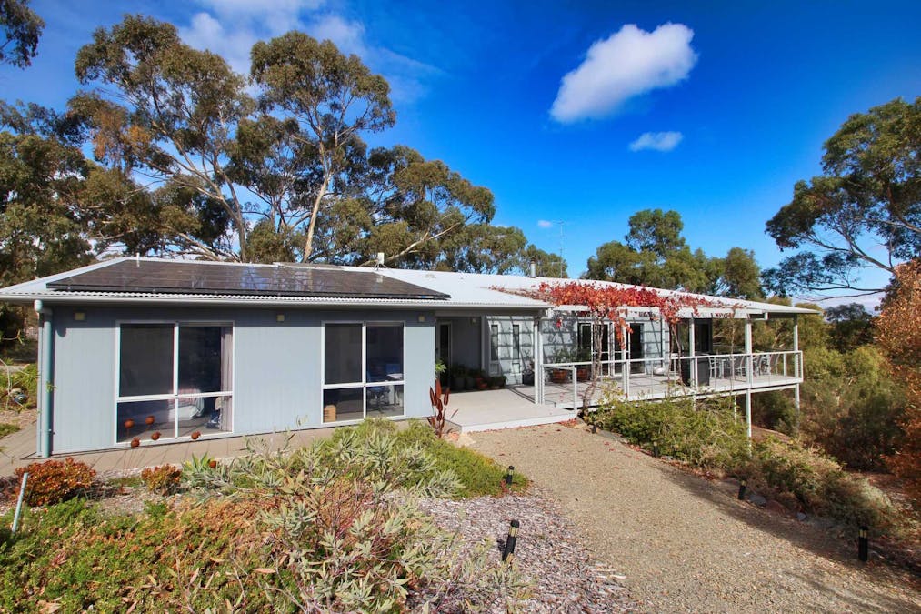 121 Norman Drive, Clare, SA, 5453 - Image 13