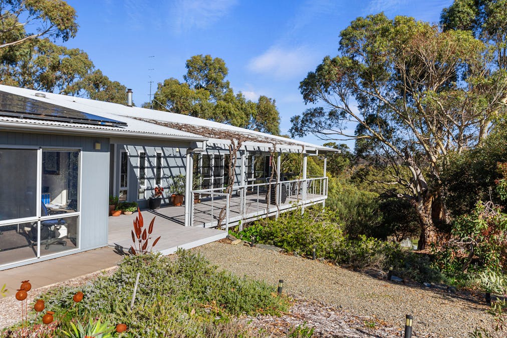 121 Norman Drive, Clare, SA, 5453 - Image 22
