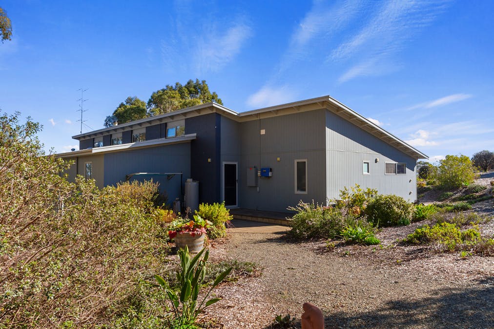 121 Norman Drive, Clare, SA, 5453 - Image 26