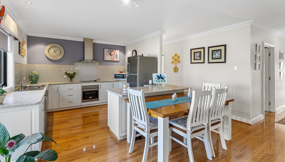 6A Welsh Place, Burra, SA, 5417 - Image 4