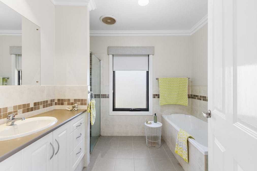 6A Welsh Place, Burra, SA, 5417 - Image 12