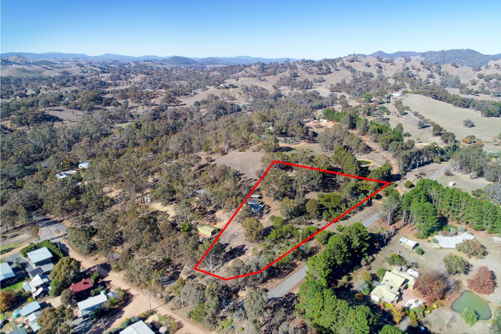 15 McMillan Point Drive, Howes Creek, VIC, 3723 - Image 5