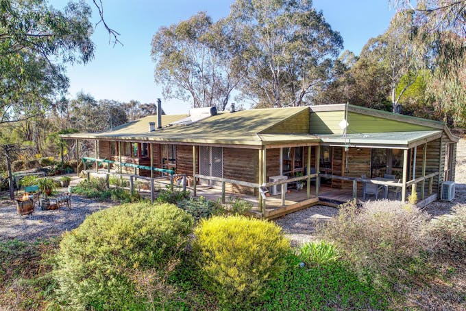 15 McMillan Point Drive, Howes Creek, VIC, 3723 - Image 1