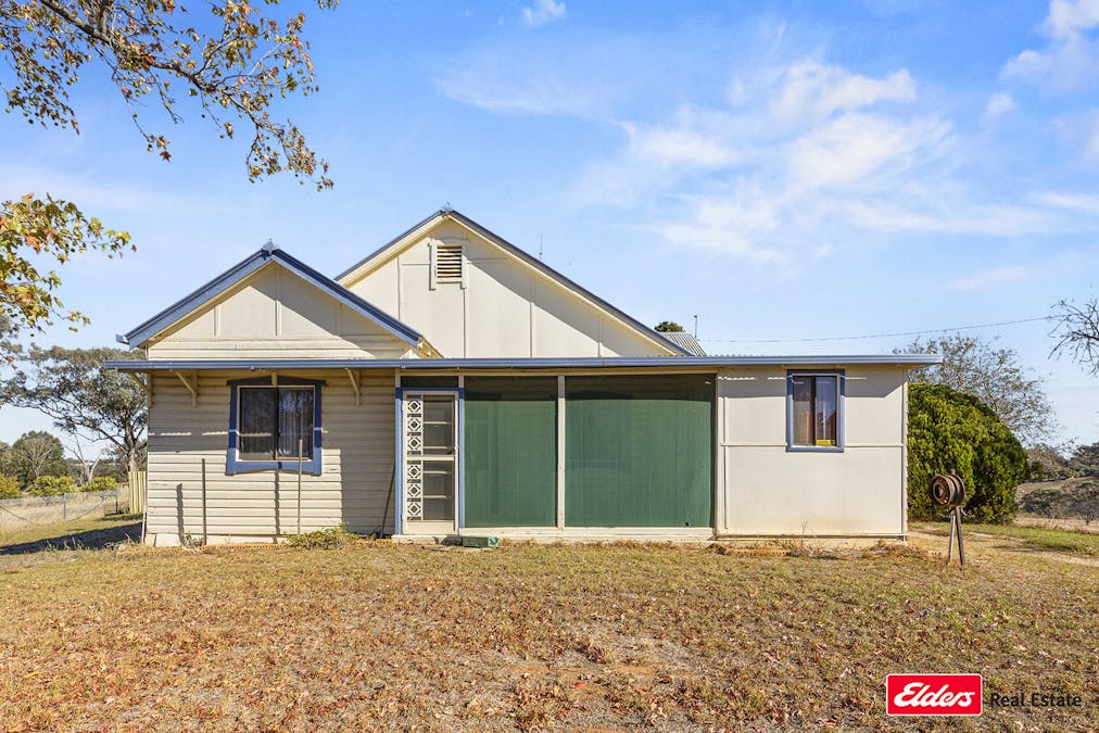 74 Ricketts Road, Young, NSW, 2594 - Image 2