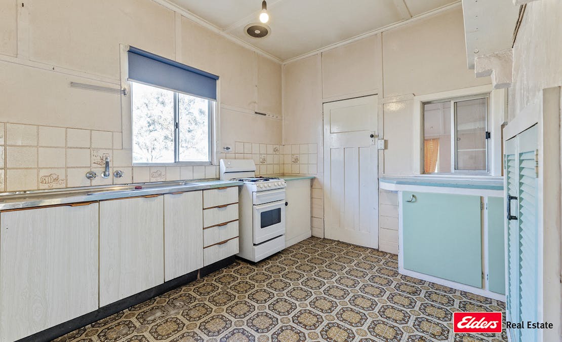 74 Ricketts Road, Young, NSW, 2594 - Image 5