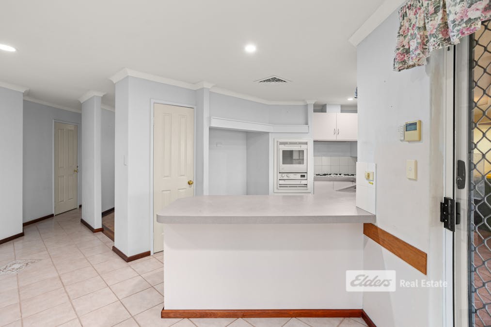 7 Keble Heights, College Grove, WA, 6230 - Image 10