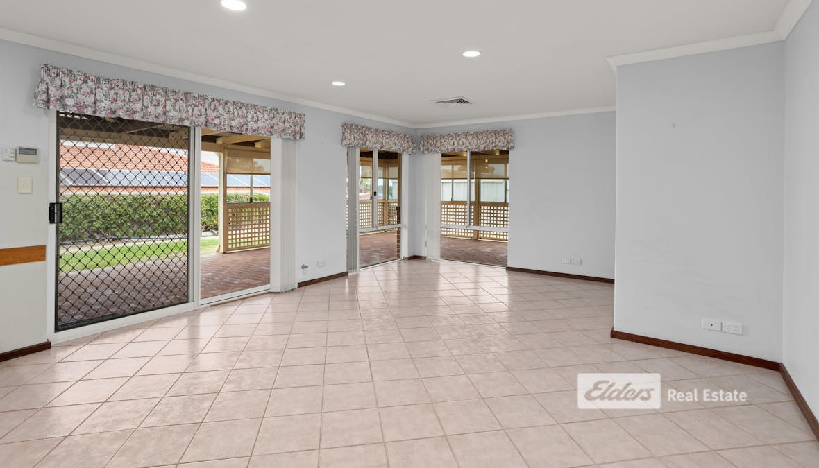 7 Keble Heights, College Grove, WA, 6230 - Image 9