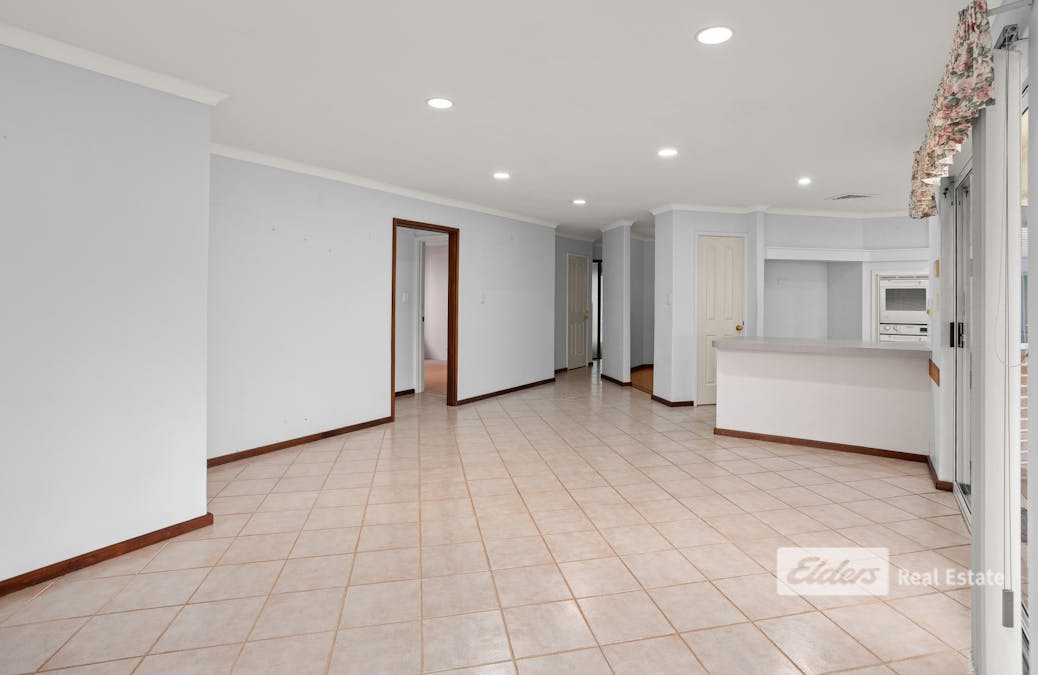 7 Keble Heights, College Grove, WA, 6230 - Image 8