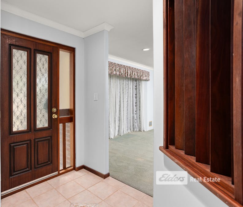 7 Keble Heights, College Grove, WA, 6230 - Image 4