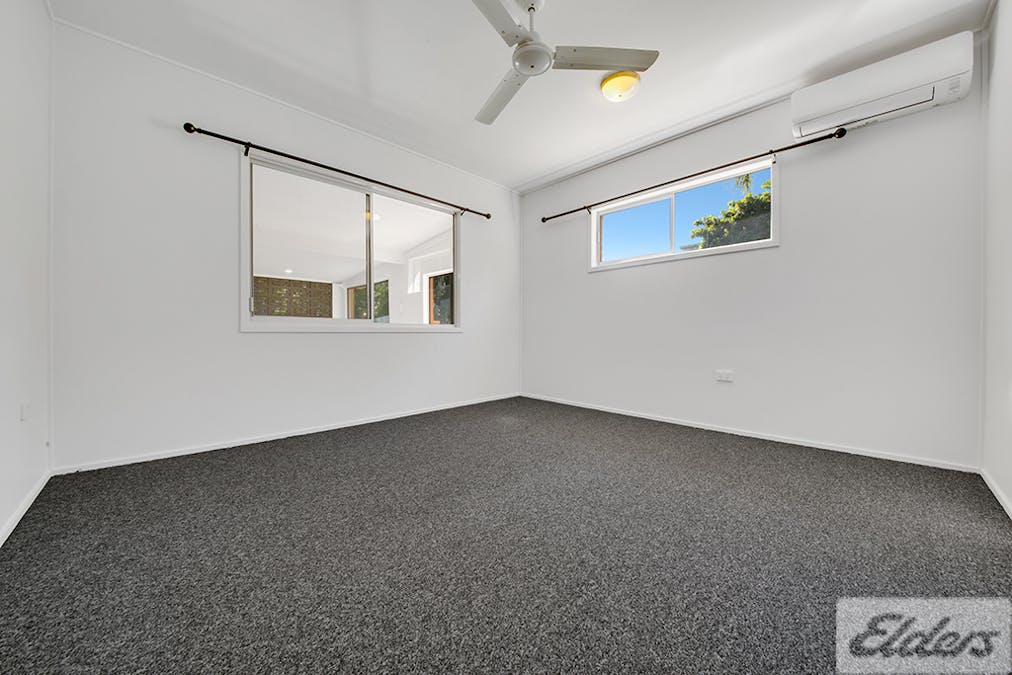 13 McGinlay Street, Clinton, QLD, 4680 - Image 7