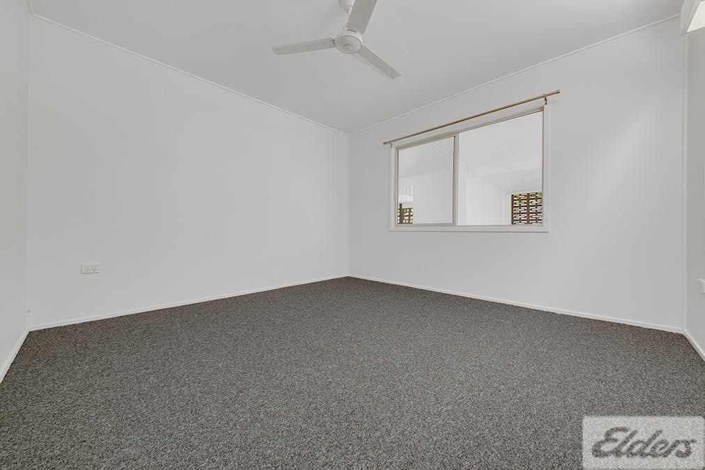 13 McGinlay Street, Clinton, QLD, 4680 - Image 8