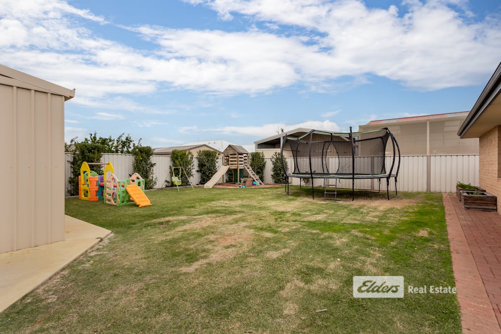 16  Cobalt Link, Australind, WA, 6233 - Image 23