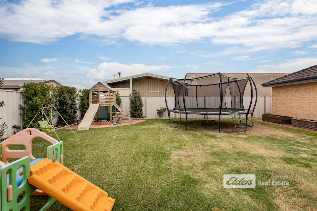 16  Cobalt Link, Australind, WA, 6233 - Image 24