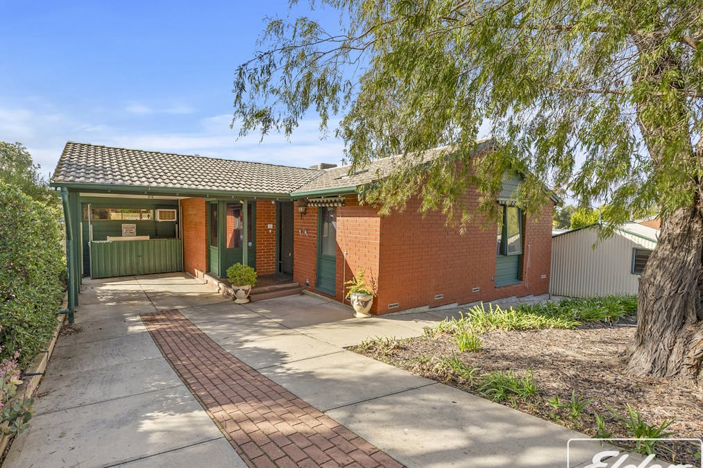 19 Olympia Crescent, Hackham West, SA, 5163 - Image 1