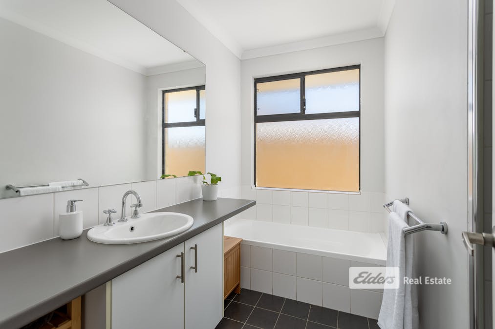 5 Epidote Loop, Dalyellup, WA, 6230 - Image 14