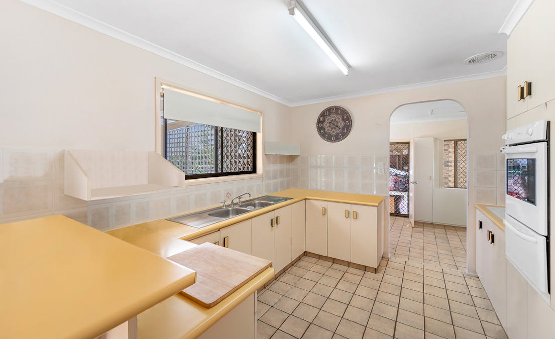 100 Gretel Drive, Clinton, QLD, 4680 - Image 6