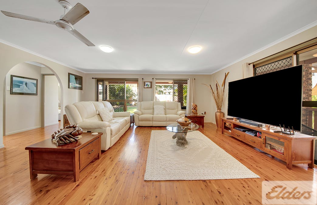 10 Perth Street, West Gladstone, QLD, 4680 - Image 8