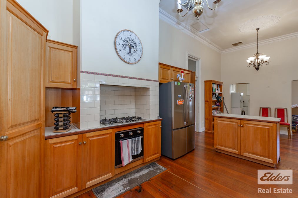 16 Hawes Street, Northam, WA, 6401 - Image 16