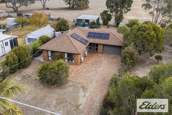 225 High Street, Avoca, VIC, 3467 - Image 1