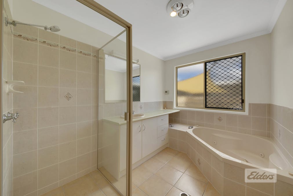 26 Surveyor Place, Beecher, QLD, 4680 - Image 12