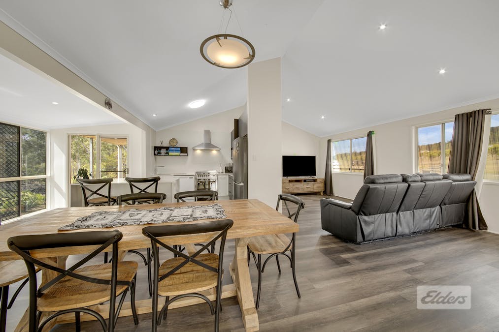 26 Surveyor Place, Beecher, QLD, 4680 - Image 6