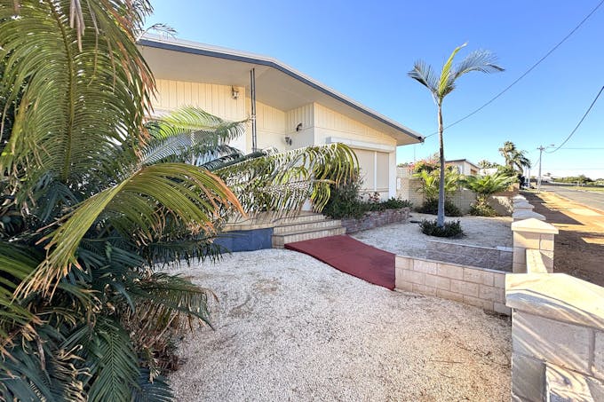 1 Hammond Street, South Carnarvon, WA, 6701 - Image 1