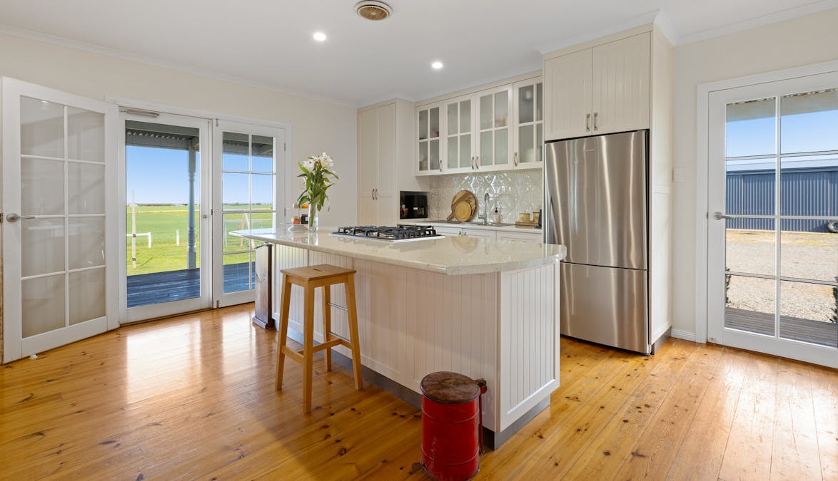 40 Burrawing Creek Road, Lipson, SA, 5607 - Image 13