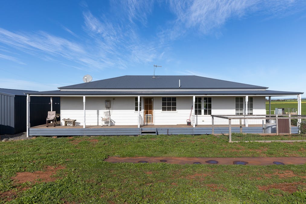 40 Burrawing Creek Road, Lipson, SA, 5607 - Image 32