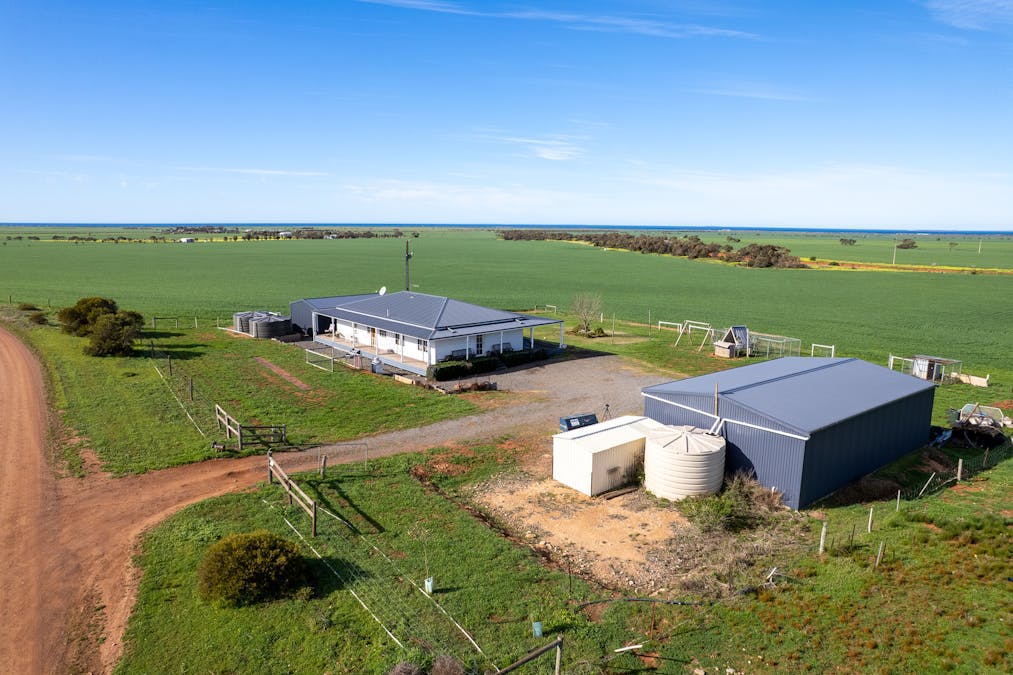 40 Burrawing Creek Road, Lipson, SA, 5607 - Image 6
