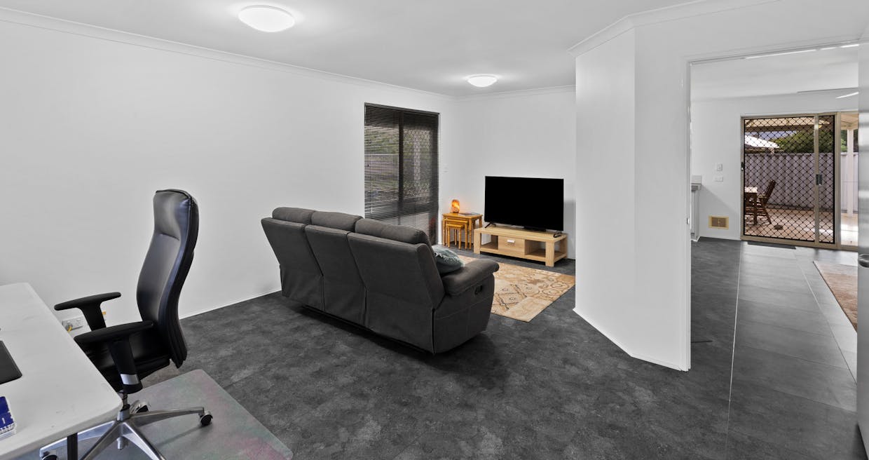 24 Nurrari Close, Waikiki, WA, 6169 - Image 5