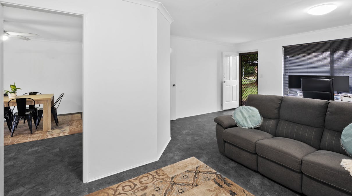24 Nurrari Close, Waikiki, WA, 6169 - Image 7