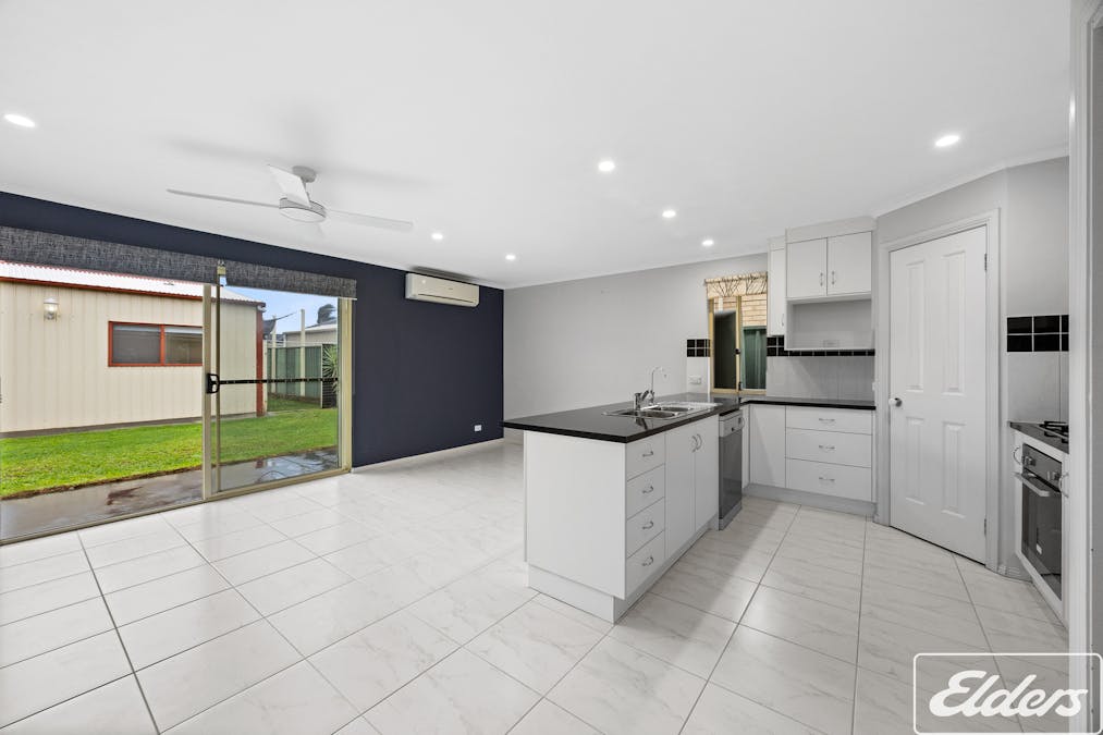 32 Emerald Boulevard, Aldinga Beach, SA, 5173 - Image 5