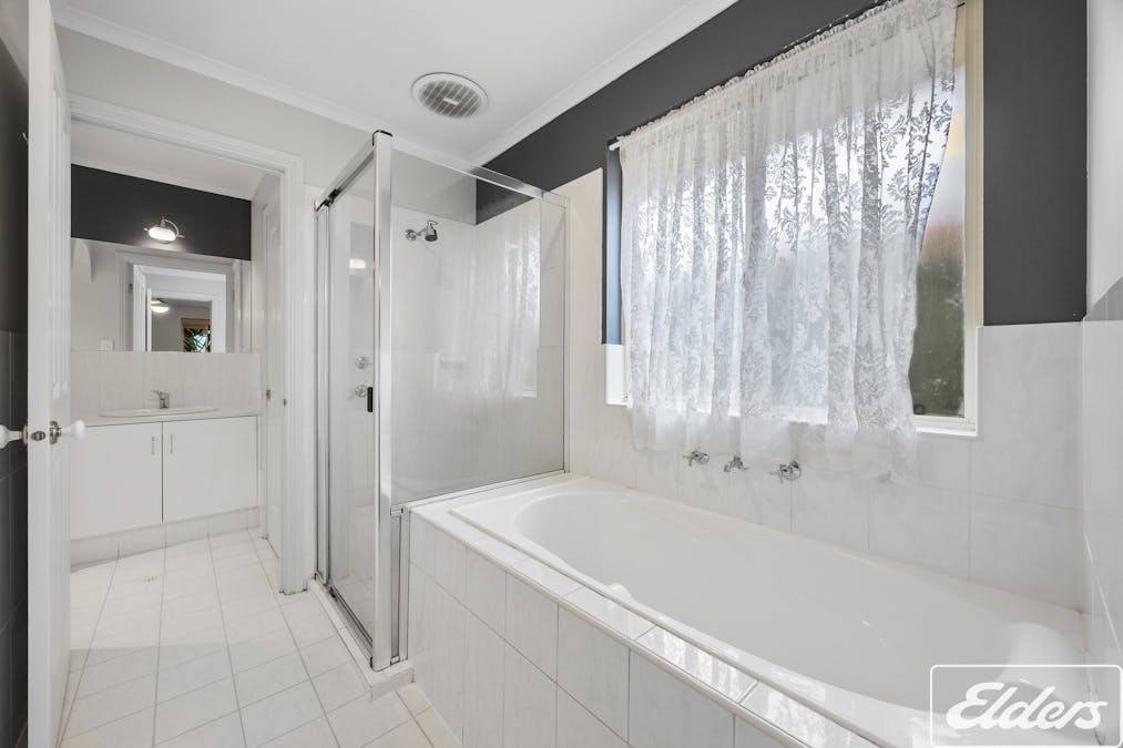 32 Emerald Boulevard, Aldinga Beach, SA, 5173 - Image 7